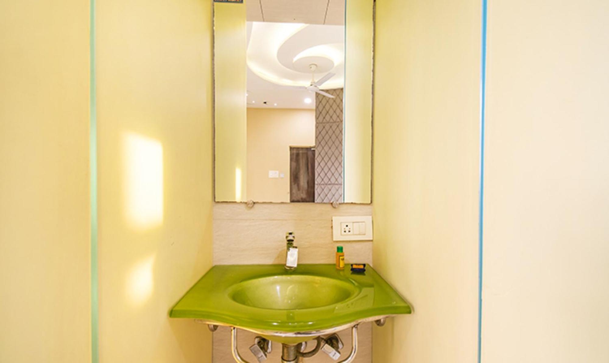 Fabhotel Seven Hills - Nr Mumbai International Airport Exterior photo